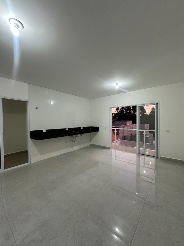 BELA CASA NO JARDIM EUROPA - Caieiras - 