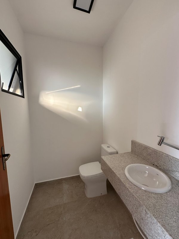 BELISSIMA CASA NO JARDIM EUROPA - Caieiras - 