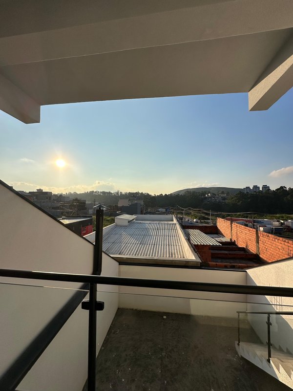 BELISSIMA CASA NO JARDIM EUROPA - Caieiras - 