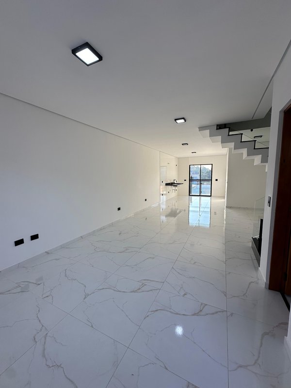 BELISSIMA CASA NO JARDIM EUROPA - Caieiras - 