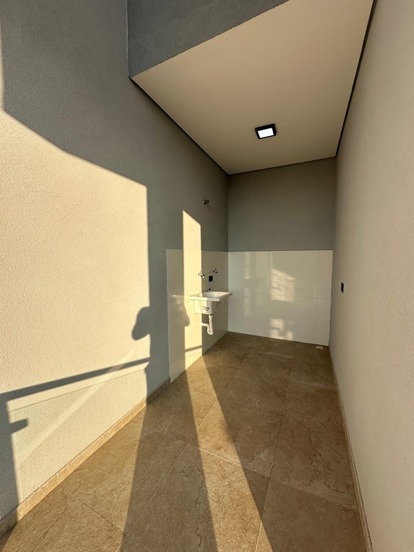BELISSIMA CASA NO JARDIM EUROPA - Caieiras - 