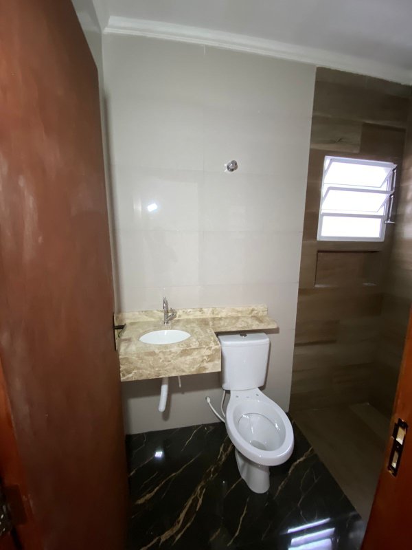 Linda casa no Recanto Feliz - Francisco Morato - 