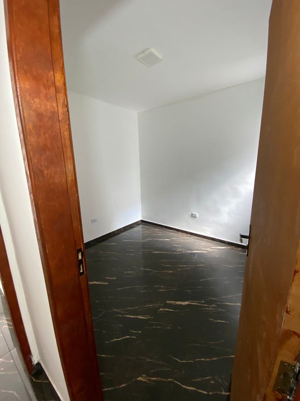 Linda casa no Recanto Feliz - Francisco Morato - 