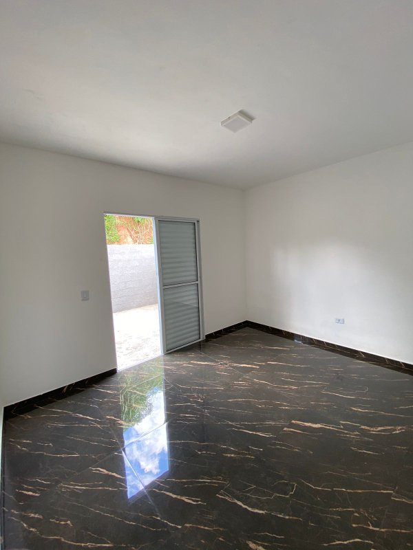 Linda casa no Recanto Feliz - Francisco Morato - 