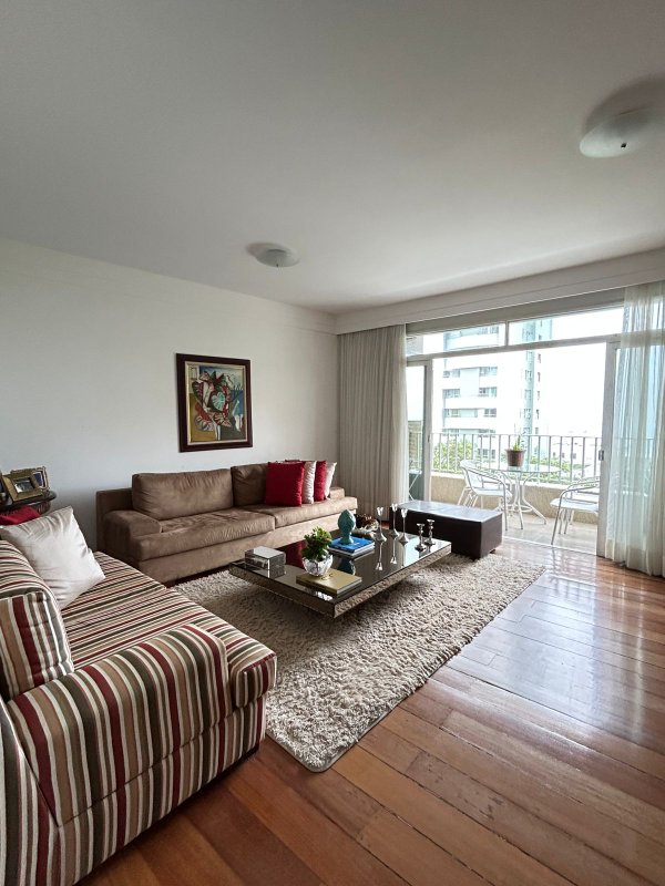 APARTAMENTO VISTA MAR 4 QUARTOS 2 SUÍTES LAVABO 4 GARAGENS À VENDA NO CORREDOR DA VITÓRIA! Corredor da Vitória Salvador - 