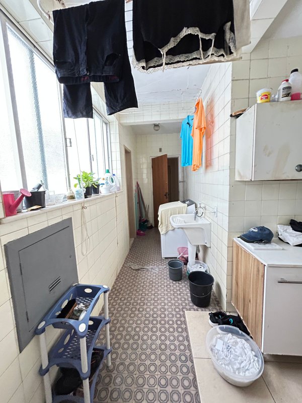 APARTAMENTO VISTA MAR 4 QUARTOS 2 SUÍTES LAVABO 4 GARAGENS À VENDA NO CORREDOR DA VITÓRIA! Corredor da Vitória Salvador - 