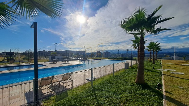 Terreno de 330 m² no Condomínio Terras Alpha Rua Maria Rita de Barros Balduíno São José dos Campos - 