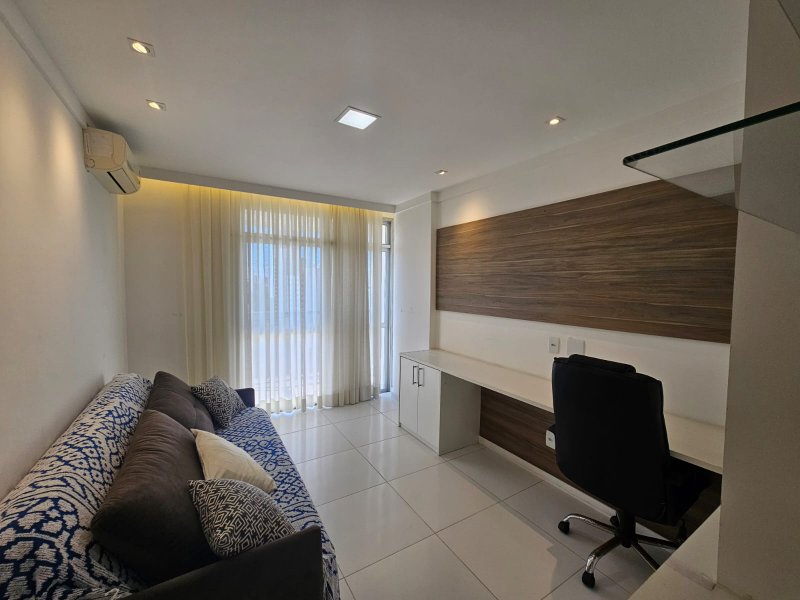 APARTAMENTO NASCENTE TOTAL 3 QUARTOS 2 SUÍTES VARANDA LAVABO 2 GARAGENS À VENDA NA GRAÇA! Avenida Princesa Leopoldina Salvador - 