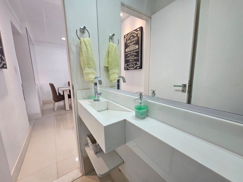 APARTAMENTO NASCENTE TOTAL 3 QUARTOS 2 SUÍTES VARANDA LAVABO 2 GARAGENS À VENDA NA GRAÇA! Avenida Princesa Leopoldina Salvador - 