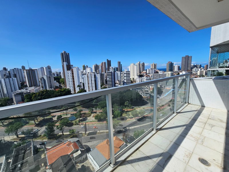 APARTAMENTO NASCENTE TOTAL 3 QUARTOS 2 SUÍTES VARANDA LAVABO 2 GARAGENS À VENDA NA GRAÇA! Avenida Princesa Leopoldina Salvador - 