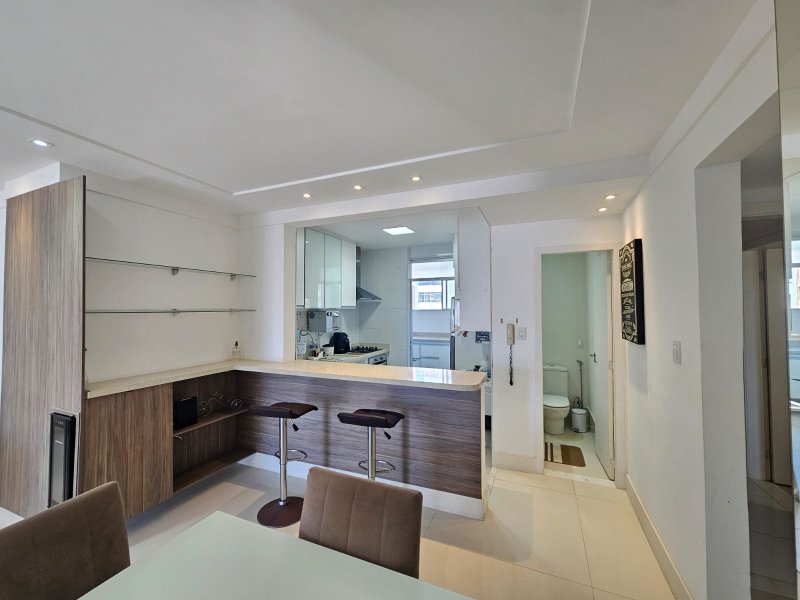 APARTAMENTO NASCENTE TOTAL 3 QUARTOS 2 SUÍTES VARANDA LAVABO 2 GARAGENS À VENDA NA GRAÇA! Avenida Princesa Leopoldina Salvador - 