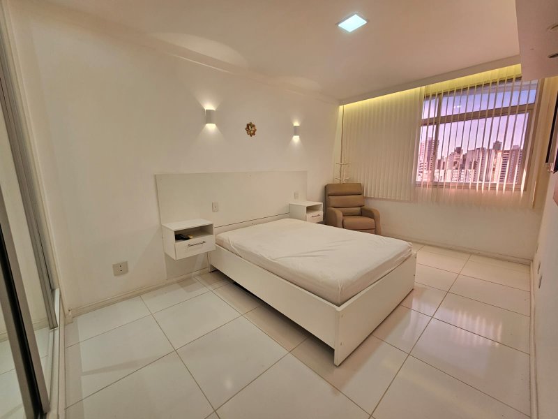 APARTAMENTO NASCENTE TOTAL 3 QUARTOS 2 SUÍTES VARANDA LAVABO 2 GARAGENS À VENDA NA GRAÇA! Avenida Princesa Leopoldina Salvador - 