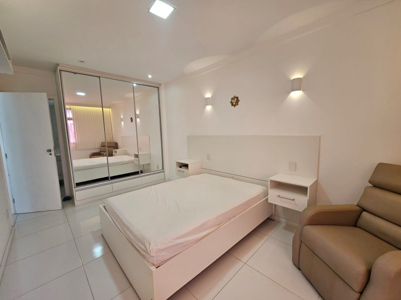 APARTAMENTO NASCENTE TOTAL 3 QUARTOS 2 SUÍTES VARANDA LAVABO 2 GARAGENS À VENDA NA GRAÇA! Avenida Princesa Leopoldina Salvador - 
