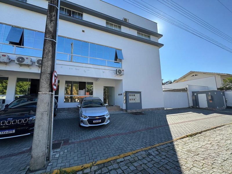 Apartamento Mobiliado nos Estados - Timbó - 
