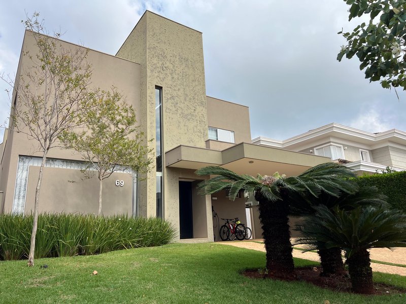 Casa à Venda Condomínio Guapore 1 Avenida Heráclito Fontoura Sobral Pinto Ribeirão Preto - 