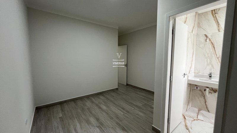 Sobrado 3 suítes + 2 vagas de garagem - São Paulo - 