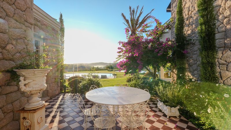 VILLA ALMARIAS — EXCLUSIVIDADE, REQUINTE E NATUREZA EM PERFEITA HARMONIA Estrada Municipal Natal Lorencini Jarinu - 