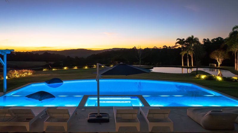 VILLA ALMARIAS — EXCLUSIVIDADE, REQUINTE E NATUREZA EM PERFEITA HARMONIA Estrada Municipal Natal Lorencini Jarinu - 