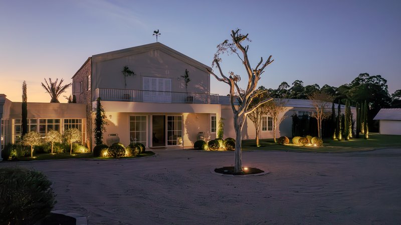 VILLA ALMARIAS — EXCLUSIVIDADE, REQUINTE E NATUREZA EM PERFEITA HARMONIA Estrada Municipal Natal Lorencini Jarinu - 