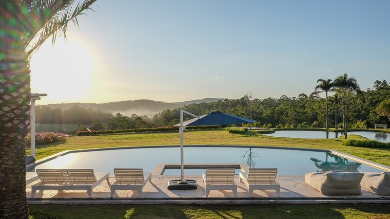 VILLA ALMARIAS — EXCLUSIVIDADE, REQUINTE E NATUREZA EM PERFEITA HARMONIA Estrada Municipal Natal Lorencini Jarinu - 