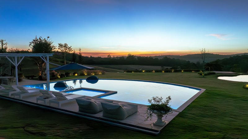 VILLA ALMARIAS — EXCLUSIVIDADE, REQUINTE E NATUREZA EM PERFEITA HARMONIA Estrada Municipal Natal Lorencini Jarinu - 