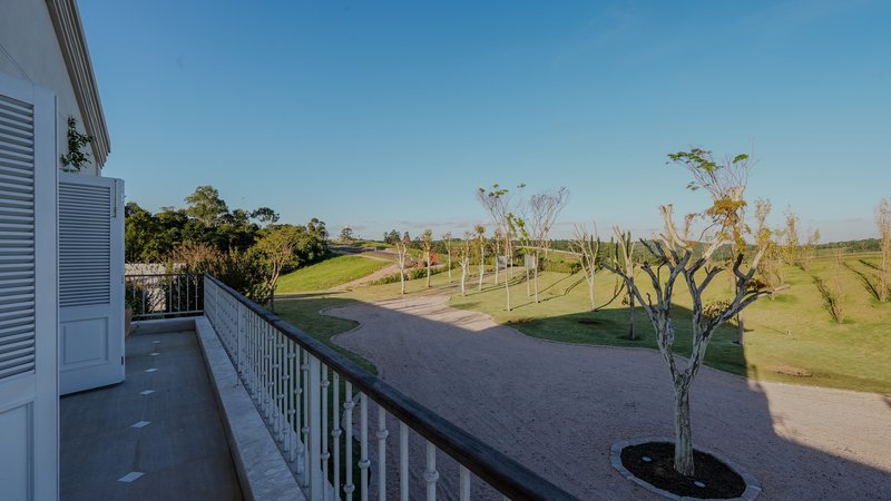 VILLA ALMARIAS — EXCLUSIVIDADE, REQUINTE E NATUREZA EM PERFEITA HARMONIA Estrada Municipal Natal Lorencini Jarinu - 