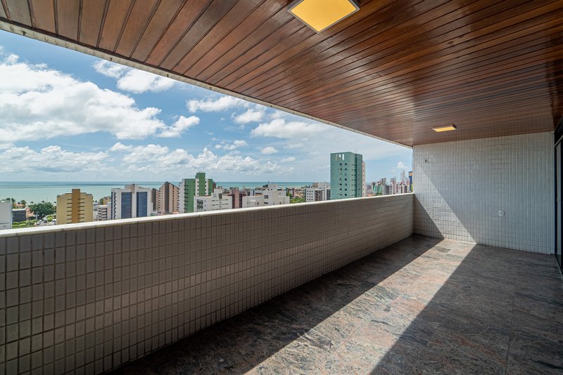 Cobertura duplex em João Pessoa 404m² 4 suítes 3 vagas Rua Eutiquiano Barreto João Pessoa - 