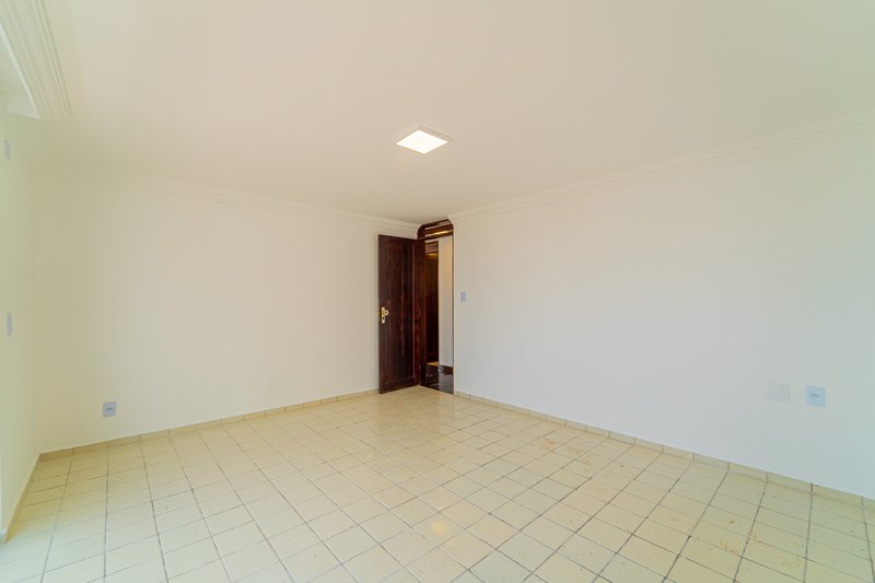 Cobertura duplex em João Pessoa 404m² 4 suítes 3 vagas Rua Eutiquiano Barreto João Pessoa - 