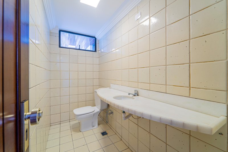 Cobertura duplex em João Pessoa 404m² 4 suítes 3 vagas Rua Eutiquiano Barreto João Pessoa - 
