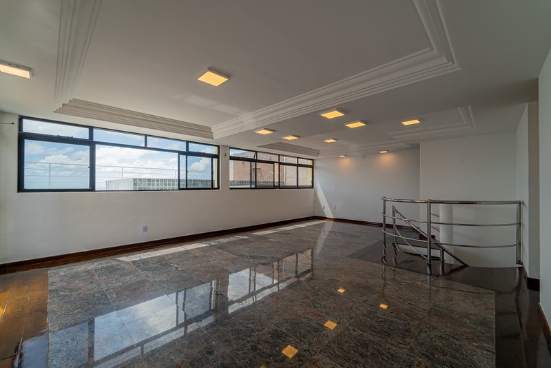 Cobertura duplex em João Pessoa 404m² 4 suítes 3 vagas Rua Eutiquiano Barreto João Pessoa - 