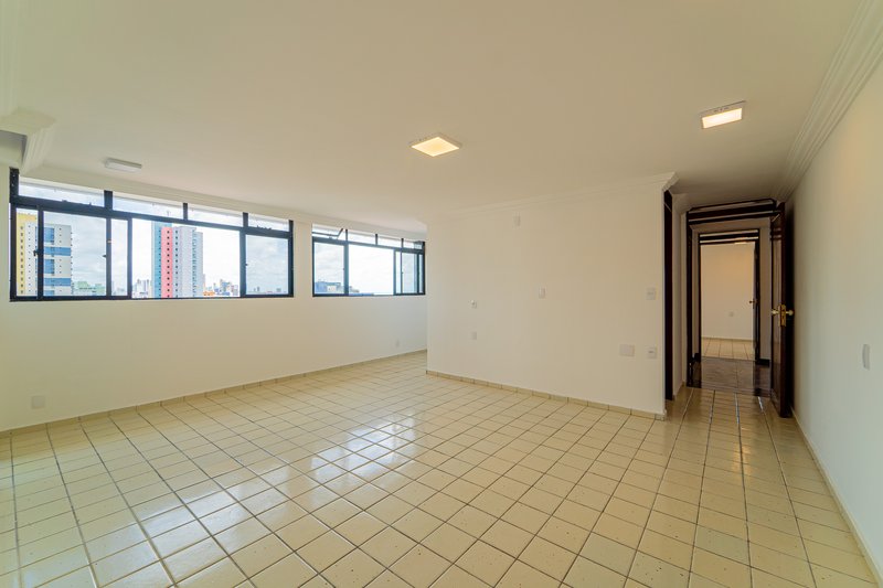 Cobertura duplex em João Pessoa 404m² 4 suítes 3 vagas Rua Eutiquiano Barreto João Pessoa - 