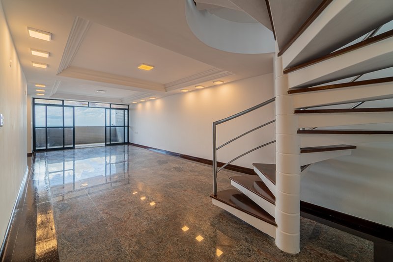 Cobertura duplex em João Pessoa 404m² 4 suítes 3 vagas Rua Eutiquiano Barreto João Pessoa - 