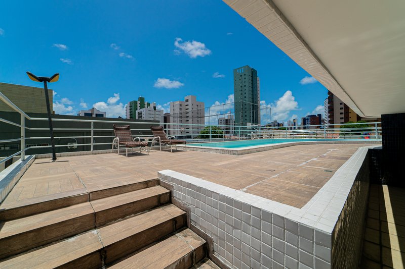 Cobertura duplex em João Pessoa 404m² 4 suítes 3 vagas Rua Eutiquiano Barreto João Pessoa - 
