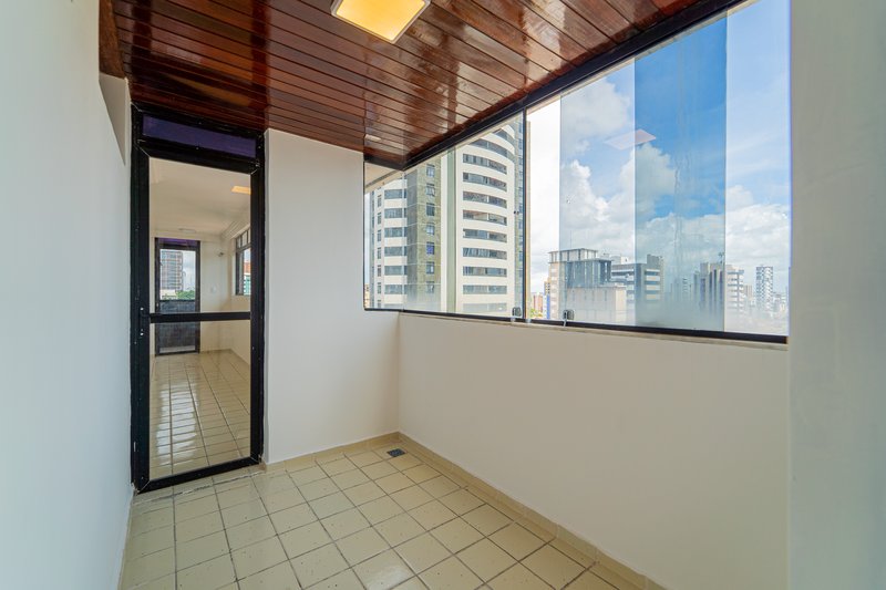 Cobertura duplex em João Pessoa 404m² 4 suítes 3 vagas Rua Eutiquiano Barreto João Pessoa - 