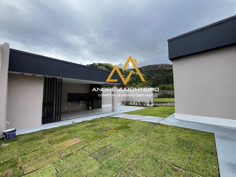 Casa com 3 Quartos, sendo 1 suíte, Área Gourmet à venda, 116 m² por R$ 595.000 Rua João da Cunha abreu Maricá - 
