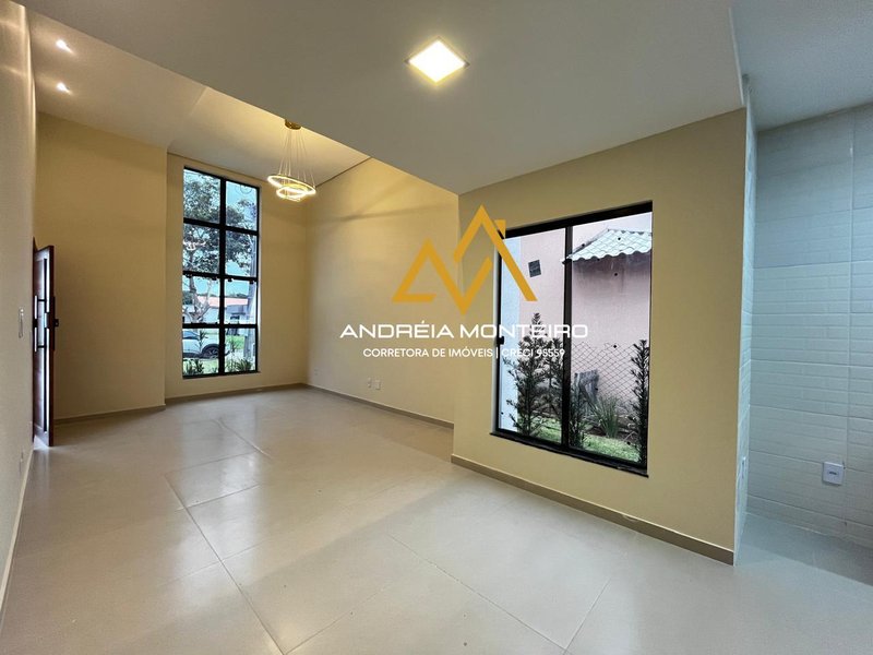 Casa com 3 Quartos, sendo 1 suíte, Área Gourmet à venda, 116 m² por R$ 595.000 Rua João da Cunha abreu Maricá - 