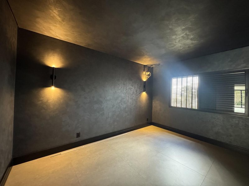 Casa Contemporânea à Venda no Swiss Park com 4 Suítes, Piscina e Acabamento Premium Rodovia Anhangüera Campinas - 