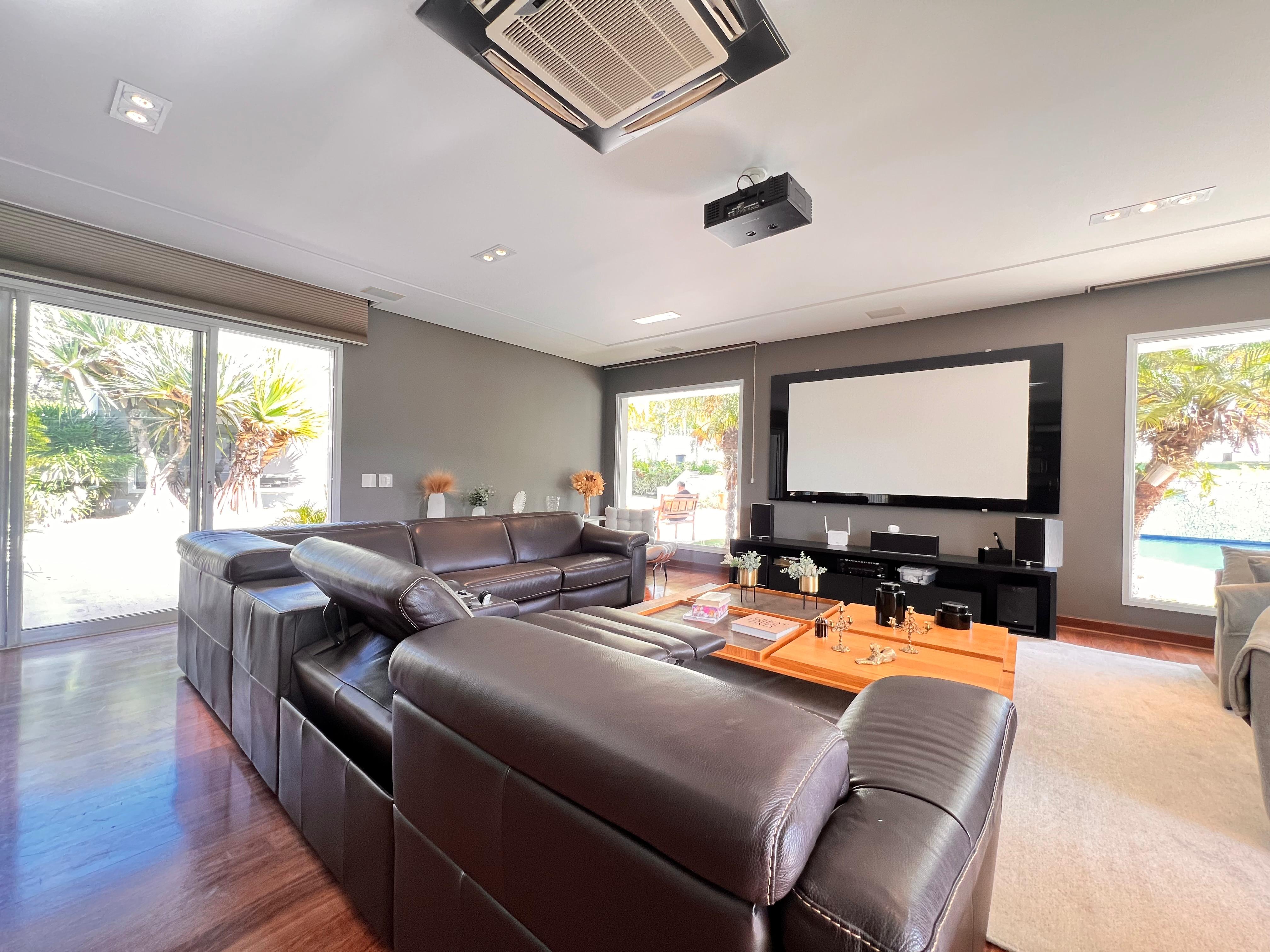 Casa com 4 dormit&oacute;rios &agrave; venda,810m&sup2; - Condom&iacute;nio Santa Maria - Votorantim - SP Rodovia João Leme dos Santos Votorantim - 