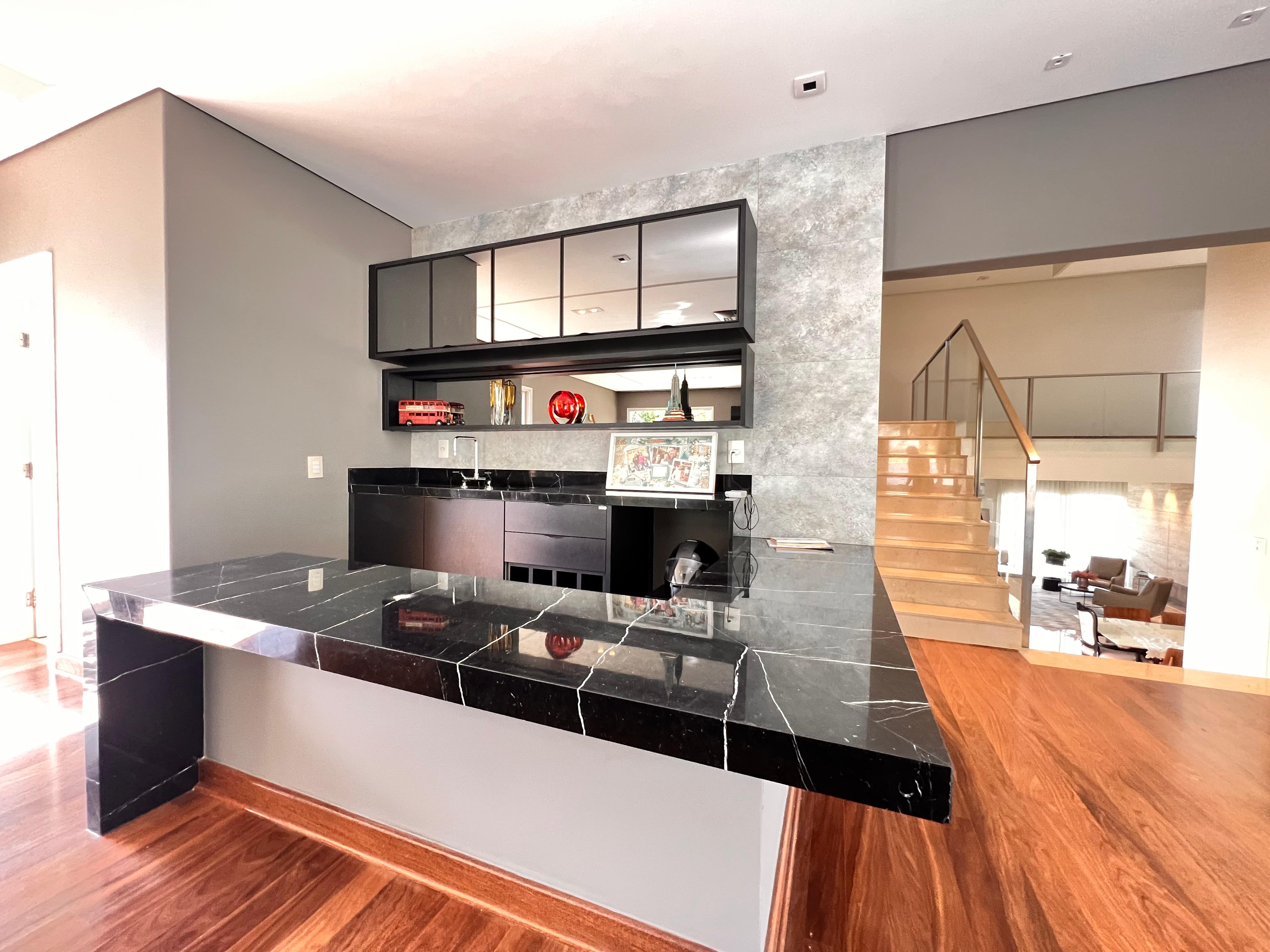 Casa com 4 dormit&oacute;rios &agrave; venda,810m&sup2; - Condom&iacute;nio Santa Maria - Votorantim - SP Rodovia João Leme dos Santos Votorantim - 