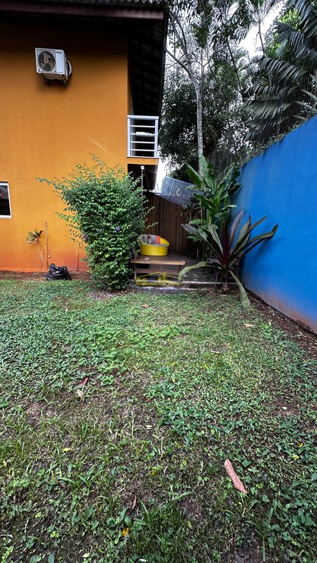 Casa dentro de condomínio central para locação anual Rua Hilarião Crisólogo de Mattos São Sebastião - 
