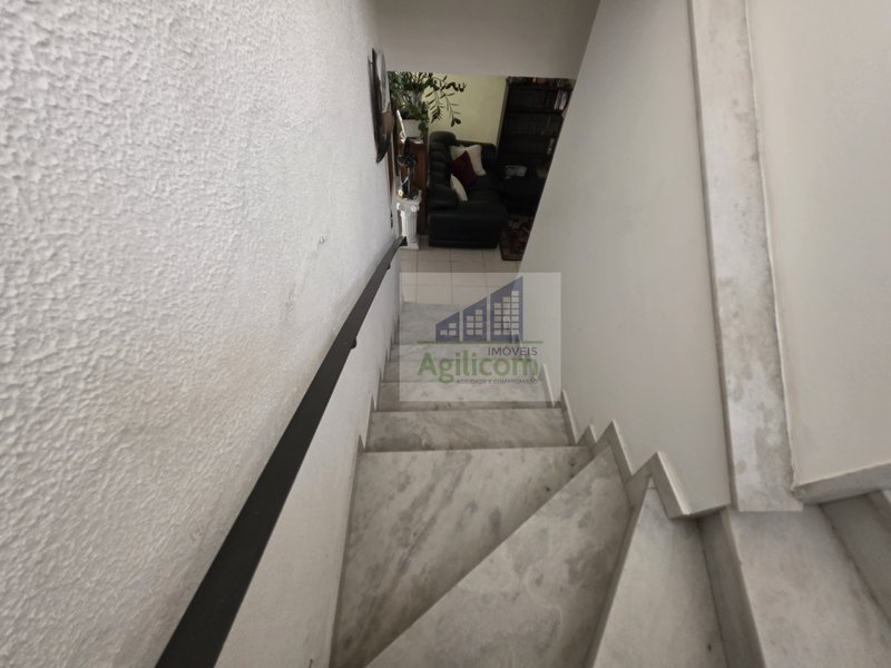 SOBRADO PARA LOCAÇÃO EM JARDIM DAS ACÁCIAS COM 3 DORMITÓRIOS Rua Andréa Paulinetti São Paulo - 