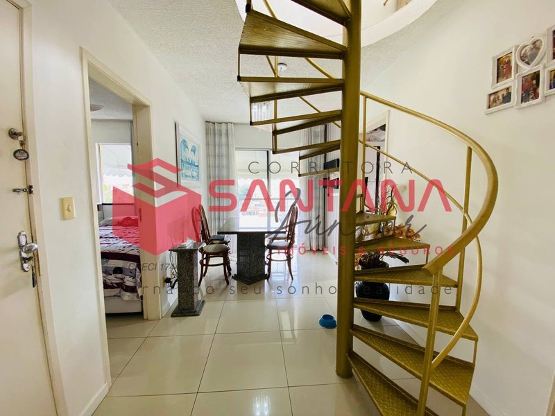 Apartamento Cobertura 3/4 em Lauro de Freitas Avenida Professor Theócrito Batista Lauro de Freitas - 