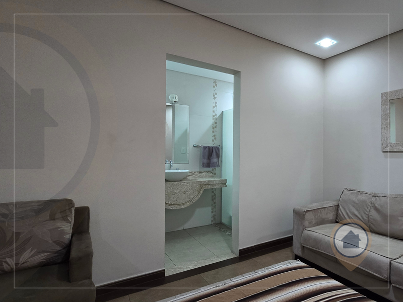 SOBRADO À VENDA COM 435 M² | 4 QUARTOS | 4 SUÍTES | 7 BANHEIROS | 3 VAGAS | JD MAIA/GRU! Rua Soldado Elias Vitorino de Souza Guarulhos - 