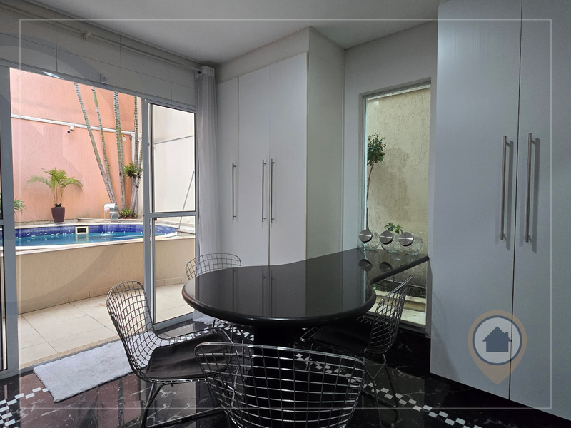 SOBRADO À VENDA COM 435 M² | 4 QUARTOS | 4 SUÍTES | 7 BANHEIROS | 3 VAGAS | JD MAIA/GRU! Rua Soldado Elias Vitorino de Souza Guarulhos - 
