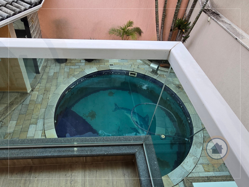 SOBRADO À VENDA COM 435 M² | 4 QUARTOS | 4 SUÍTES | 7 BANHEIROS | 3 VAGAS | JD MAIA/GRU! Rua Soldado Elias Vitorino de Souza Guarulhos - 