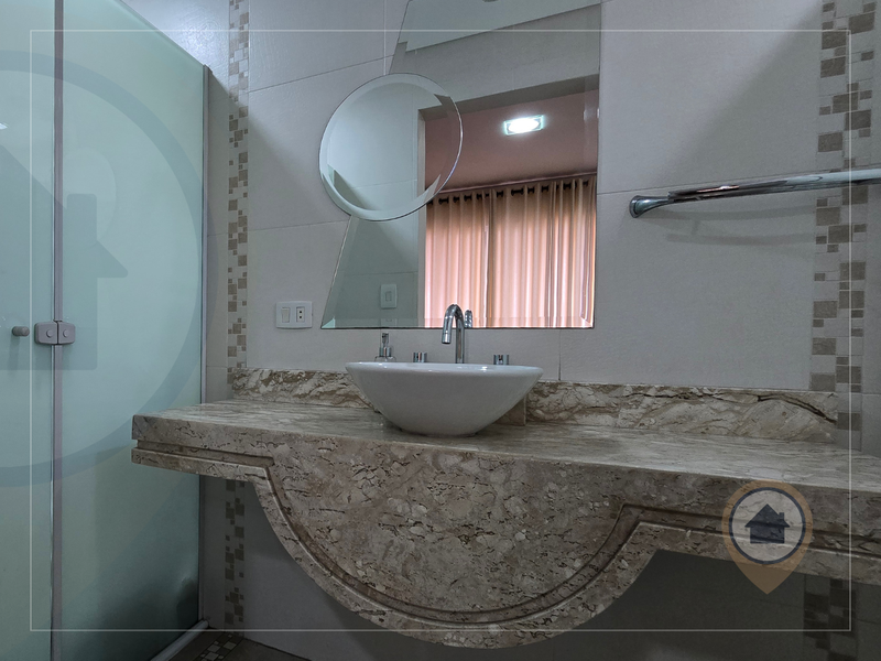 SOBRADO À VENDA COM 435 M² | 4 QUARTOS | 4 SUÍTES | 7 BANHEIROS | 3 VAGAS | JD MAIA/GRU! Rua Soldado Elias Vitorino de Souza Guarulhos - 