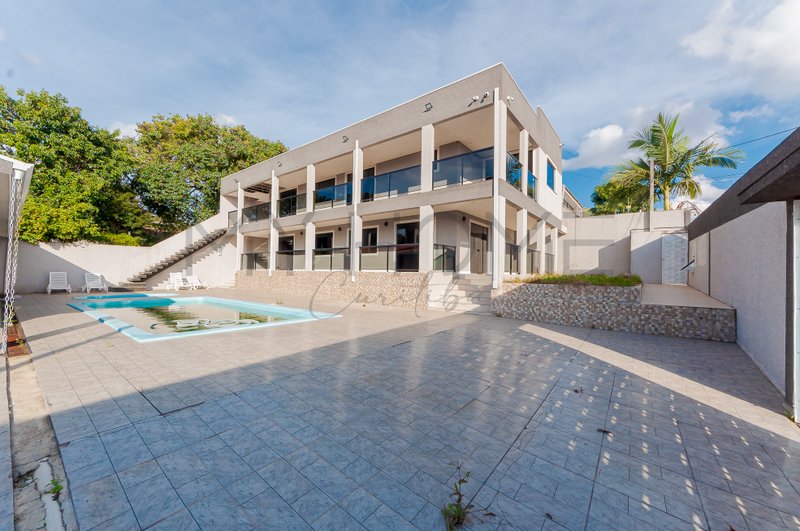 Casa com piscina à venda em Santa Felicidade Rua Pedro Ivo Campos Curitiba - 