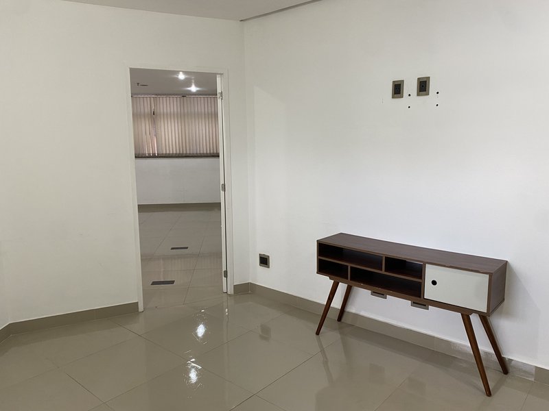 Excelente sala comercial para locação - Vila Nova - Santos - SP Rua Bittencourt Santos - 