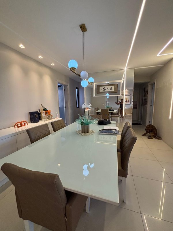 4 quartos (4 suítes). 170m². Varanda Gourmet. 3 vagas de garagem Rua Le Parc Recife - 