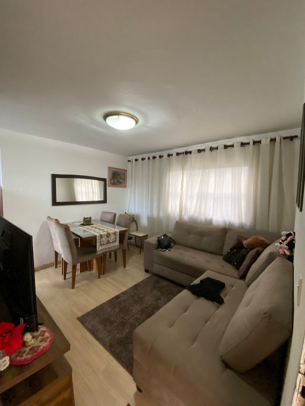 Apartamento 2 Dormitórios Cond. Uirapuru - Mogi das Cruzes - 
